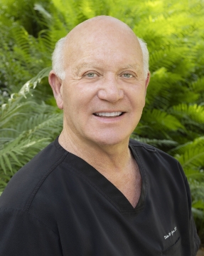 North Dallas Dentist Dr. Dale Greer